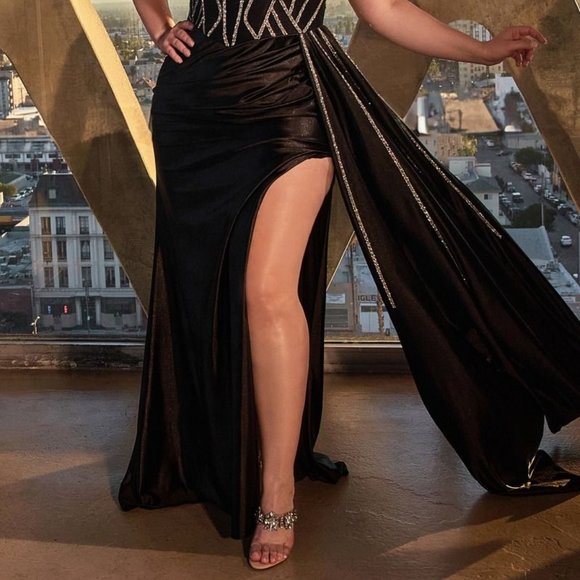 NEW FLOOR LENGTH SLEEVELESS SHEATH DRESS EMBROIDERED WITH RHINESTONES CDS440C - Picture 6 of 9